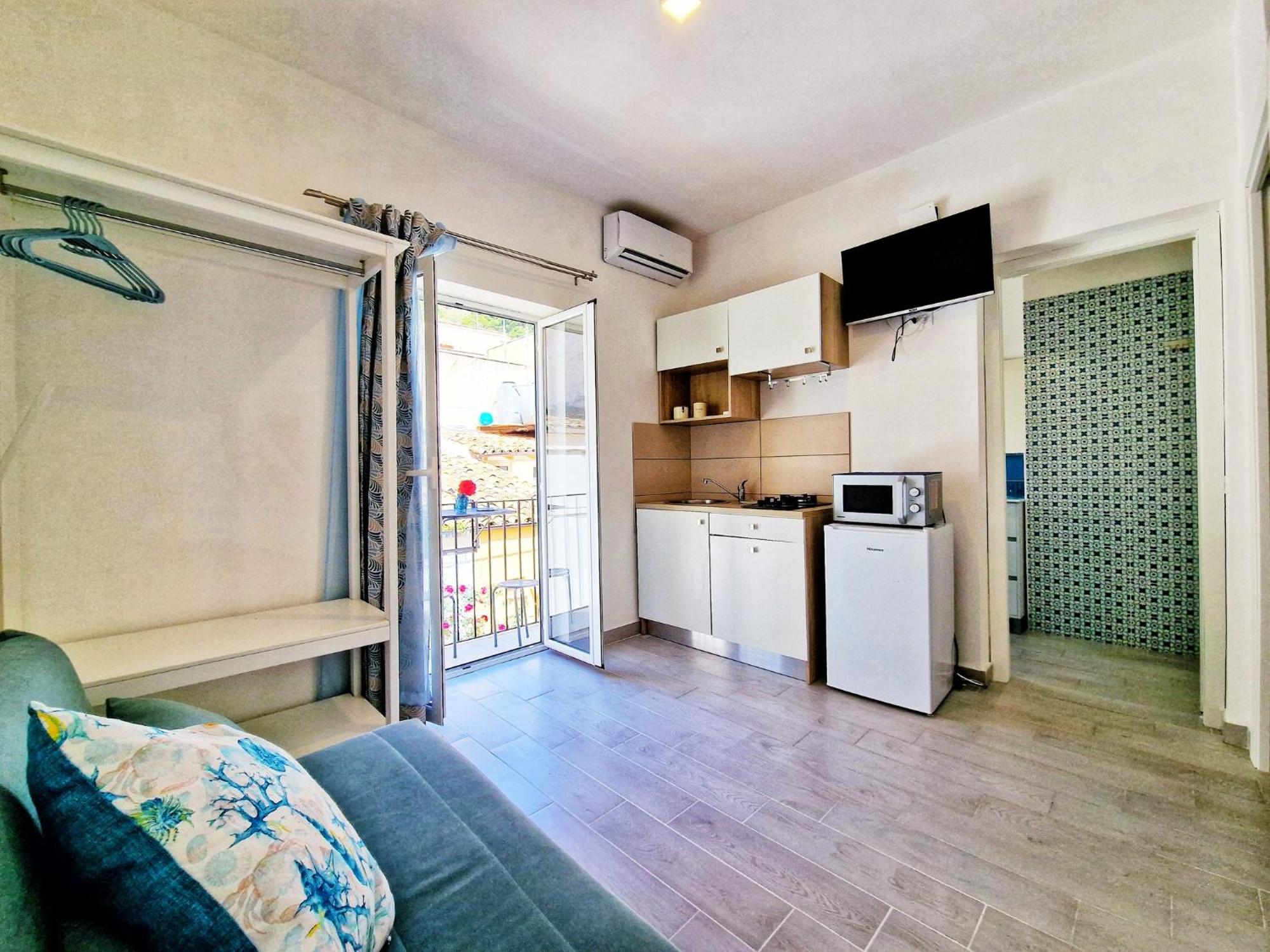 Casa Vacanze A&G 카스텔라마레델골포 외부 사진