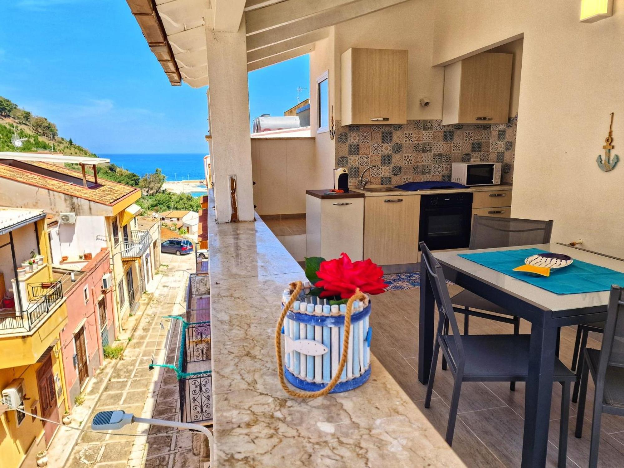 Casa Vacanze A&G 카스텔라마레델골포 외부 사진